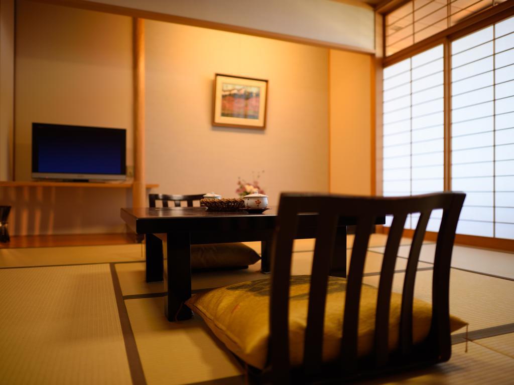 Hotel Kaisenkaku Aomori Esterno foto